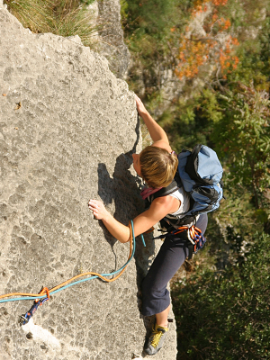 hypoglycemia, woman, rock-climbing