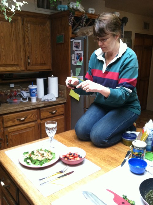 Master multi-tasker: wife, chef, photographer